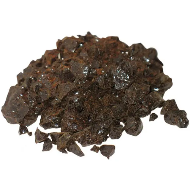 Lumps of cutch extract